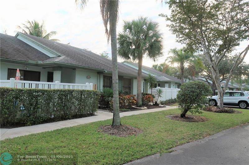 3895 Carambola Cir N - Photo 1