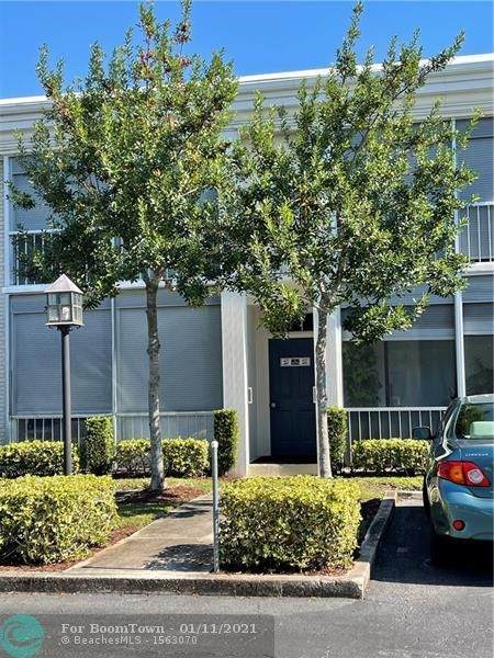 140 Cypress Club Dr - Photo 1