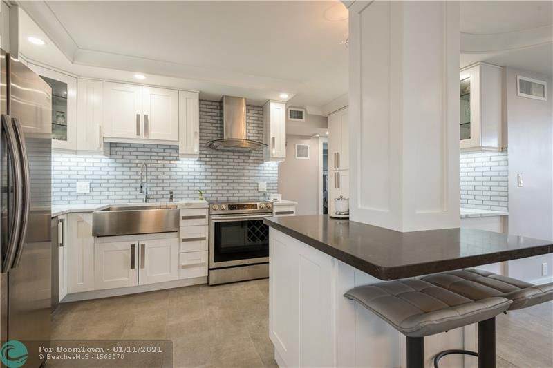 3301 32nd Ave - Photo 1