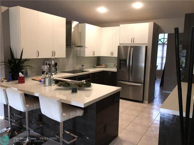 8910 Southern Orchard Rd S - Photo 1