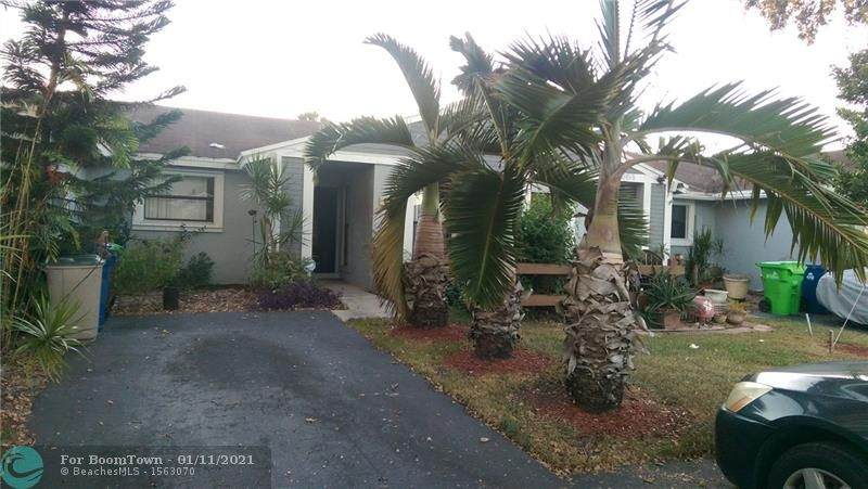 8060 41st Ct - Photo 1
