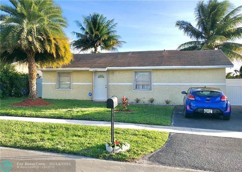 8240 6th Ct - Photo 1