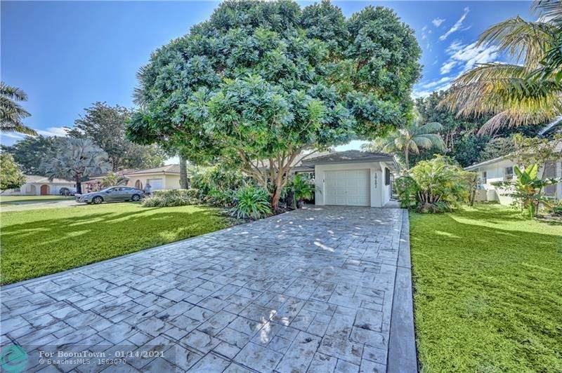 10602 81st St - Photo 1
