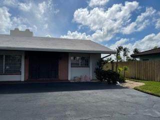 3100 43rd St - Photo 1