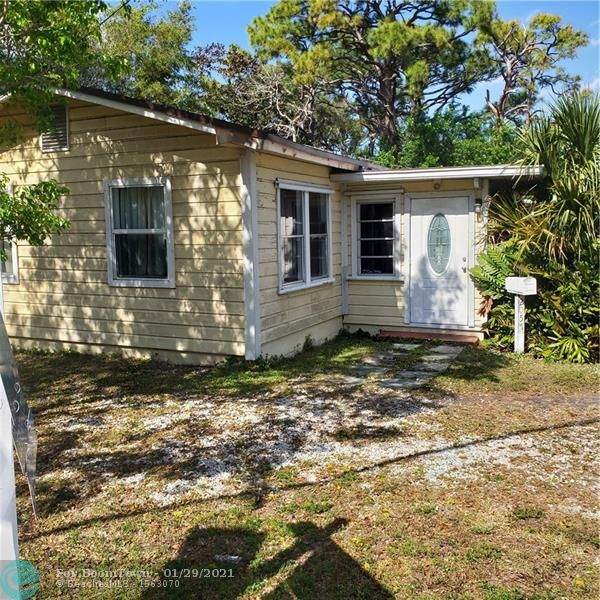 2057 11th Ave - Photo 1