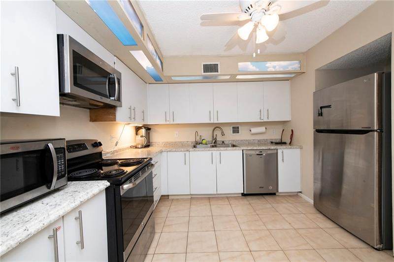 2802 46th Ave - Photo 1