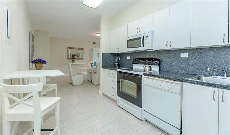 5601 Collins Ave - Photo 1
