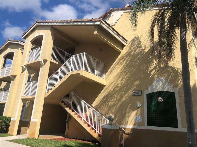 2640 University Dr - Photo 1