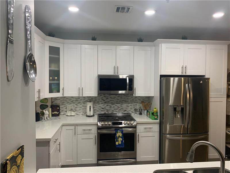 2725 8th Ave - Photo 1
