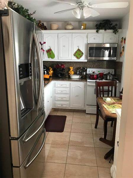 4000 44th Ave - Photo 1