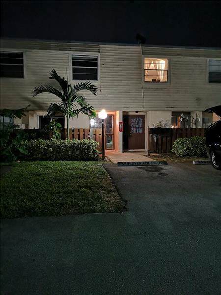 6603 Winfield Blvd - Photo 1