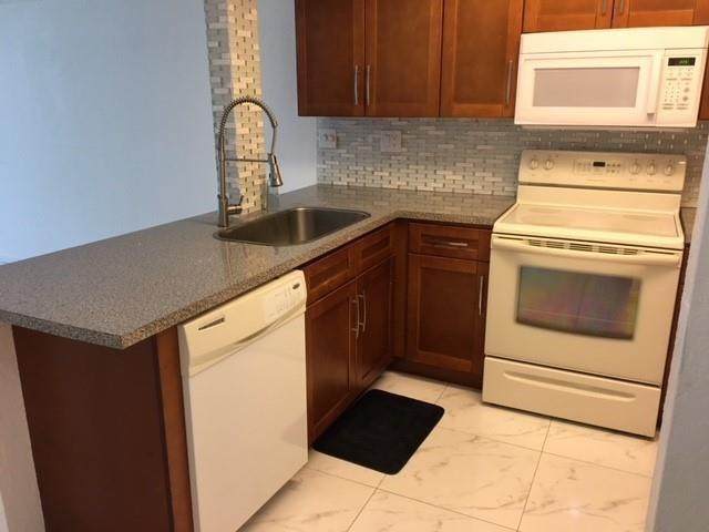 2710 Riverside Dr - Photo 1