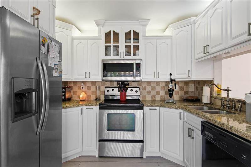 21204 Harbor Way - Photo 1