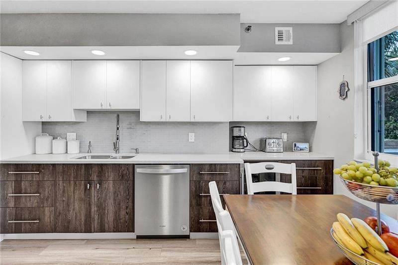 4600 Ocean Boulevard - Photo 1