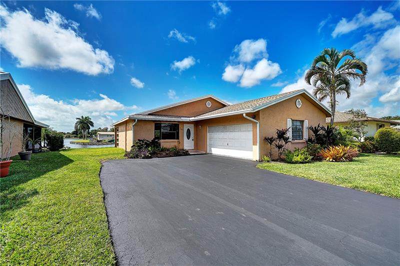 7605 88th Way - Photo 1
