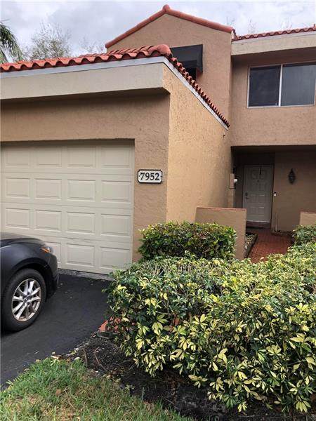 7952 7th Ct - Photo 1