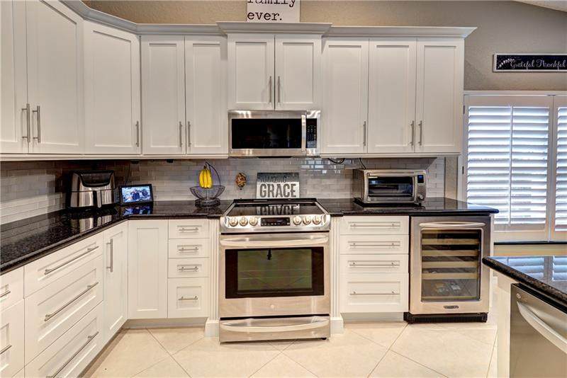 3810 71st St - Photo 1