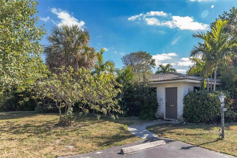 2718 29th Ave - Photo 1