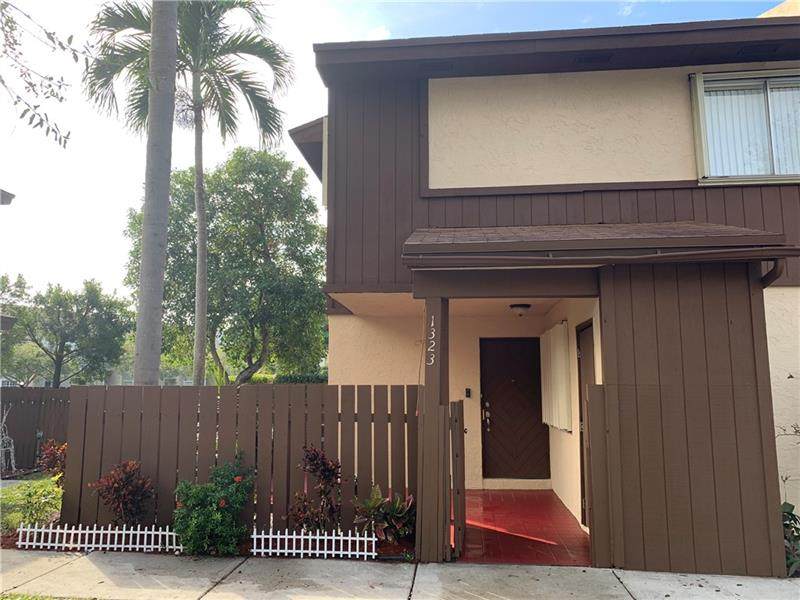 1323 Hampton - Photo 1