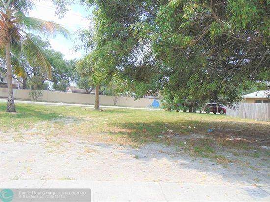 805 22nd Rd - Photo 1
