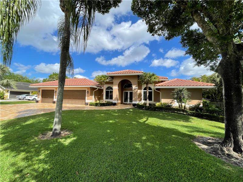 12765 34 PLACE - Photo 1