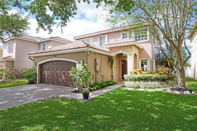 7125 Crescent Creek Way - Photo 1