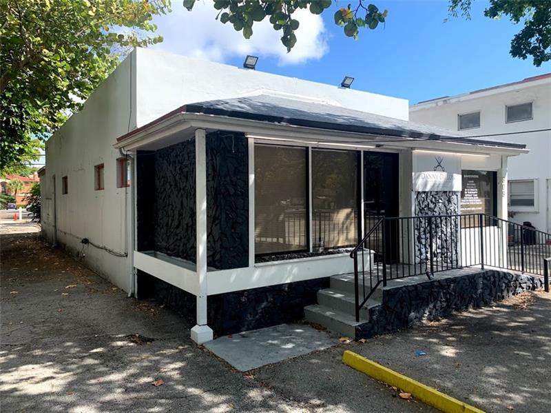 809 Broward Blvd - Photo 1