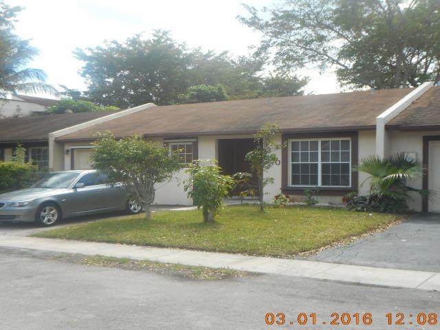 9300 Elm Ln - Photo 1