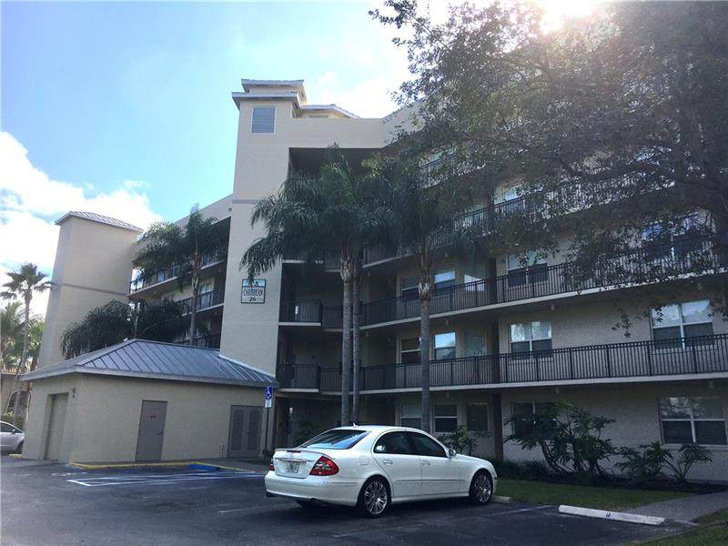 26 Royal Palm Way - Photo 1