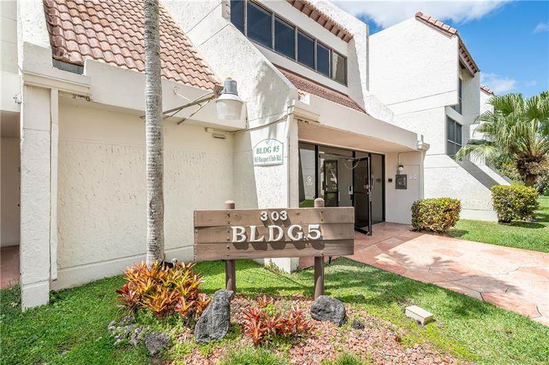303 Racquet Club Rd - Photo 1