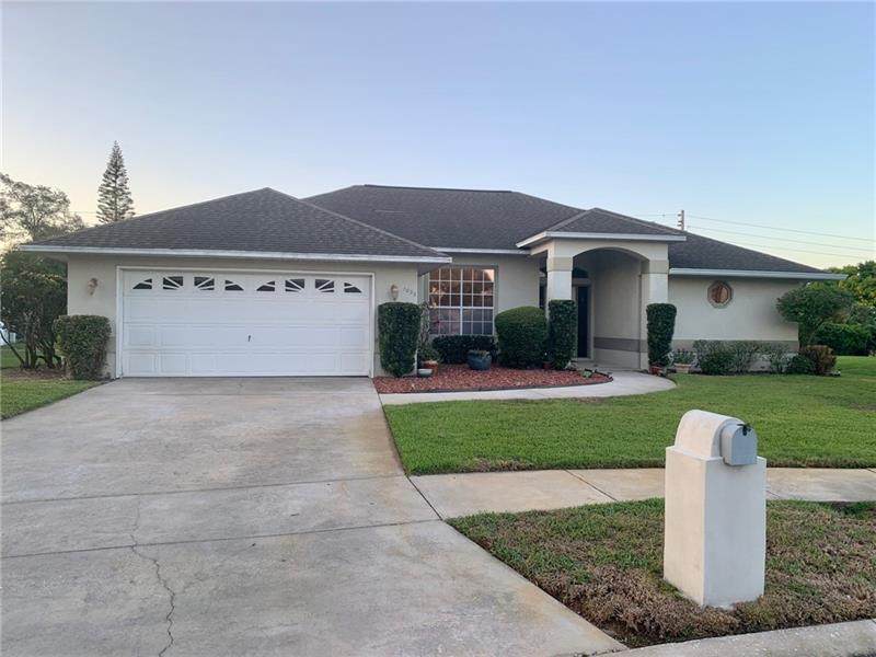 1025 Oak Tree Place - Photo 1