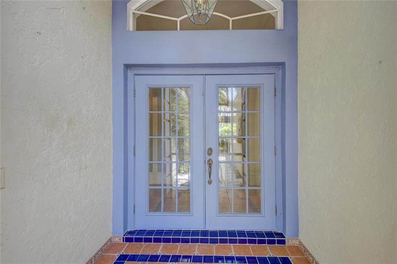 7151 Twin Oaks Cir - Photo 1