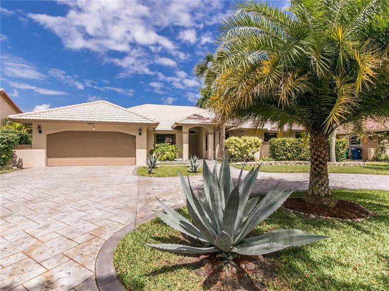 8627 50th Drive - Photo 1
