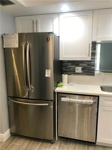 8821 38th Dr - Photo 1