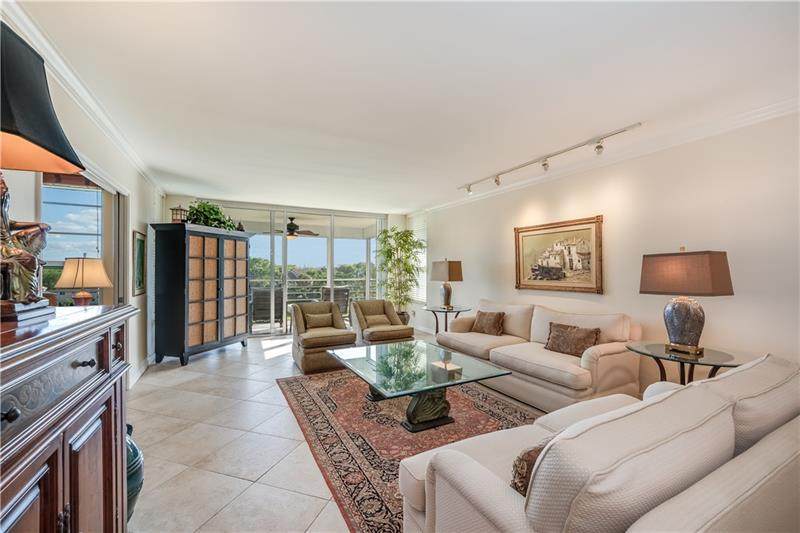 821 Cypress Blvd - Photo 1