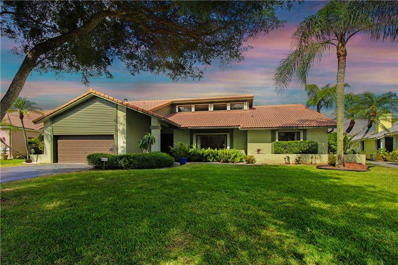 5055 84th Rd - Photo 1