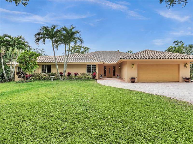 6157 63rd Way - Photo 1
