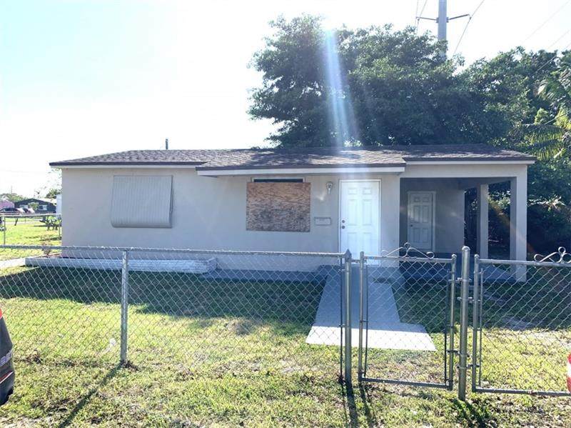 1524 23rd Ave - Photo 1