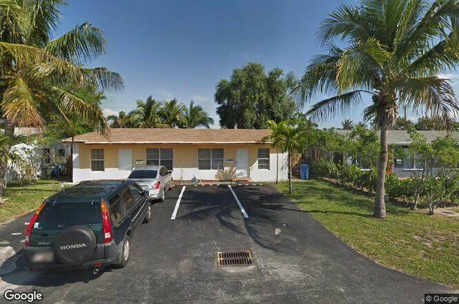 691-695 46th Street - Photo 1