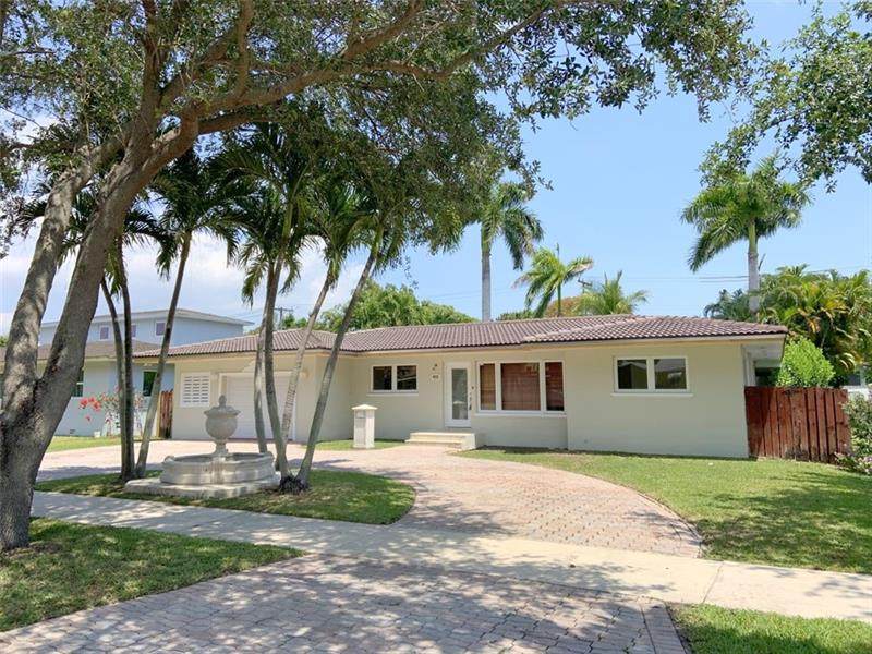 433 Palmetto Dr - Photo 1