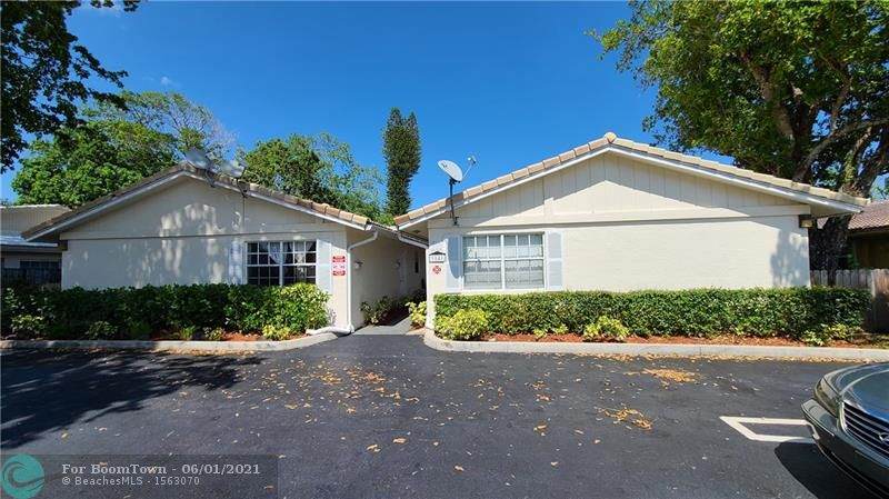 3841 Riverside Dr - Photo 1