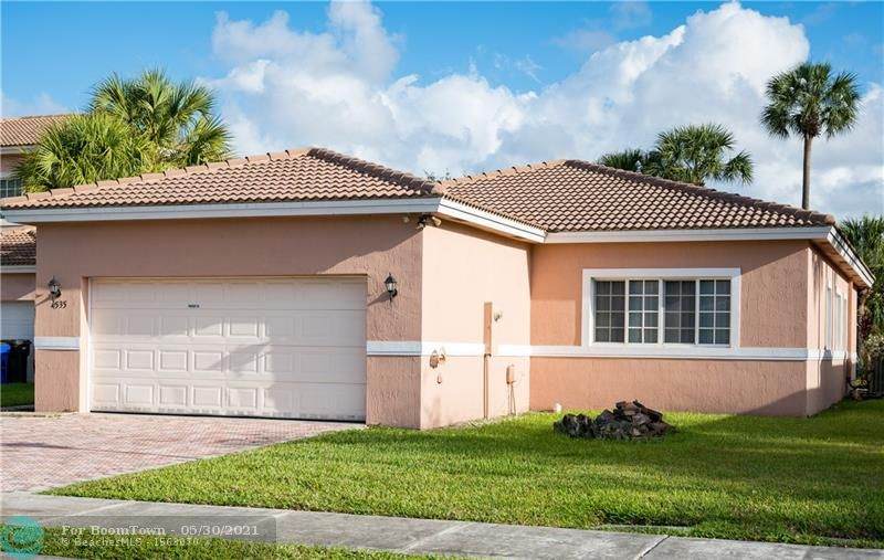 4535 36th Ct - Photo 1