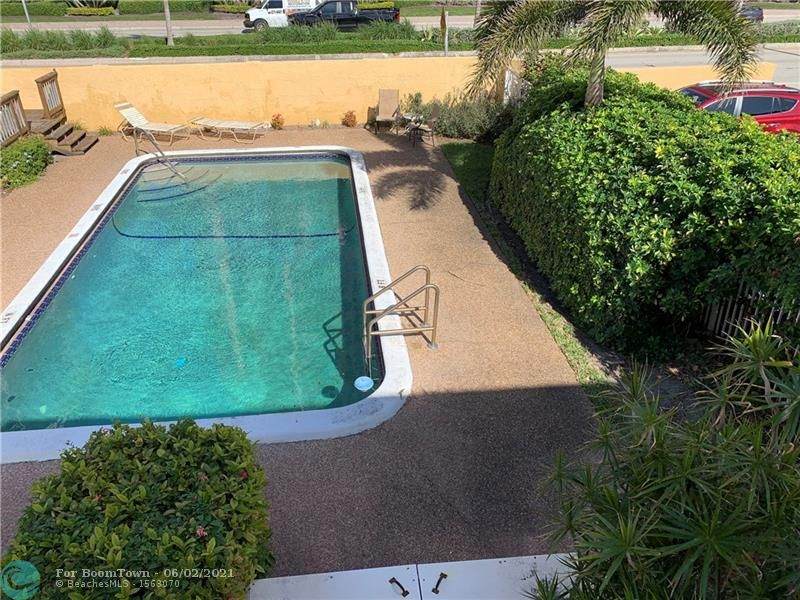 2121 Ocean Blvd - Photo 1