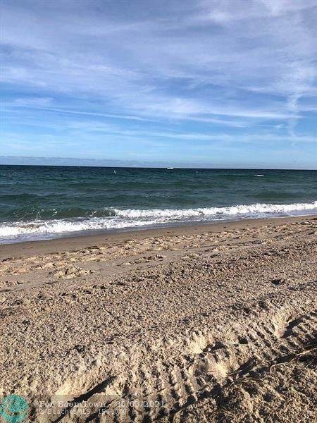 1391 Ocean Boulevard - Photo 1