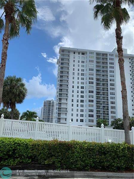 3015 Ocean Blvd - Photo 1