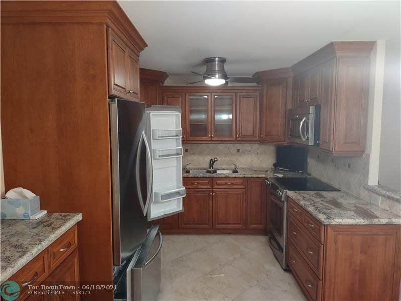 317 Richmond C - Photo 1