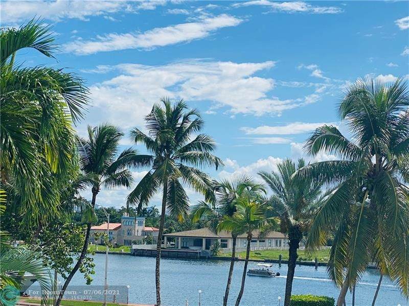 5161 Collins Ave - Photo 1