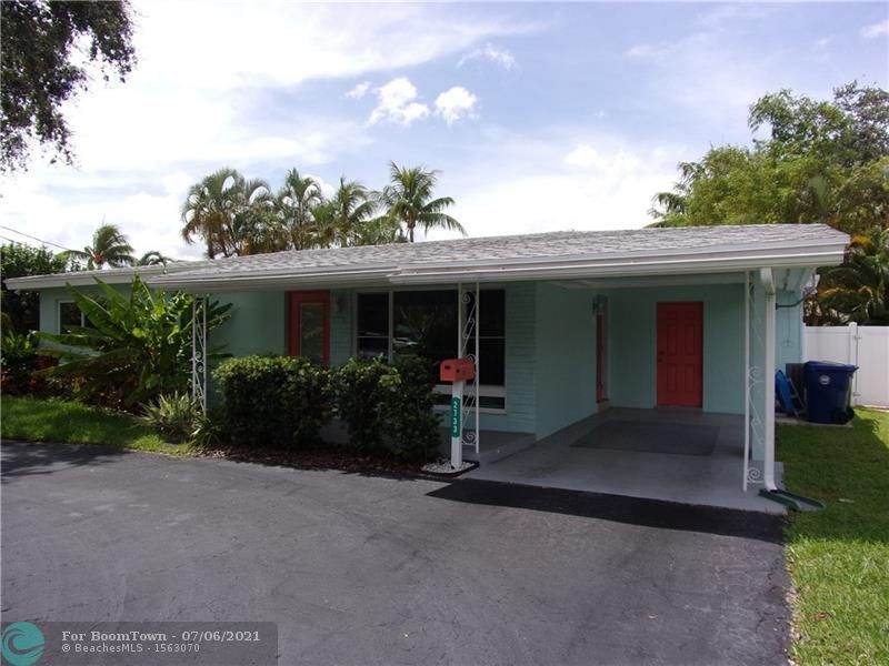 2733 9th Ter - Photo 1