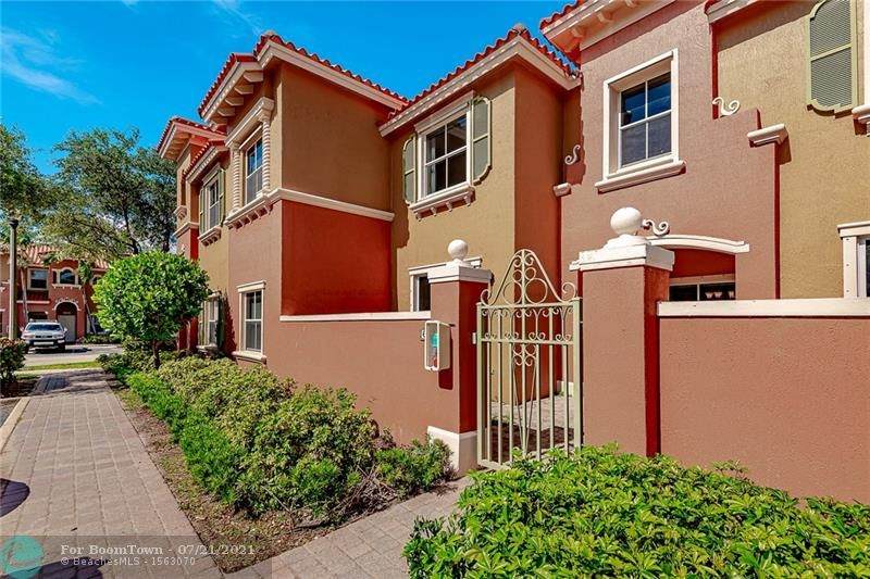 611 107th Ave - Photo 1
