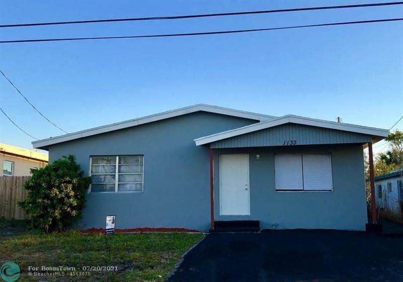 1133 28th Street - Photo 1